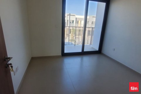 Casa urbana para arrendamento em Tilal Al Ghaf, Dubai, EAU 3 quartos, 140.4 m2 № 691581 - foto 12