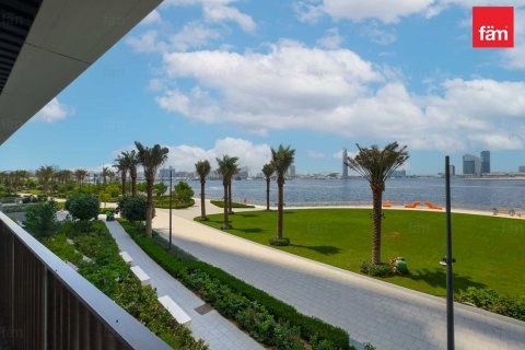 Dupleks në Dubai, Emiratet e Bashkuara Arabe 3 dhoma gjumi, 201.5 m2. № 691582 - Foto 14