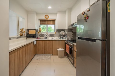 Müüa villa asukohaga Dubai Land, Dubai, AÜE: 4 magamistoaga, 227 m² Nr 705238 - pilt 12