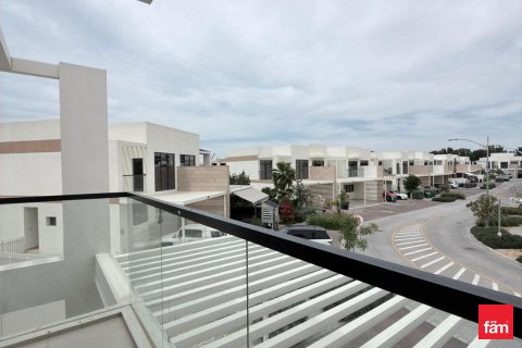 Villa en alquiler en Dubai, EAU 4 dormitorios, 331.9 m2 № 701403 - foto 12