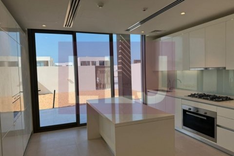 Vila v Abu Dhabi, SAE 4 ložnice, 423 m² Č.: 567871 - fotografie 5