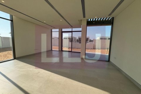 Vila v Abu Dhabi, SAE 4 ložnice, 423 m² Č.: 567871 - fotografie 3