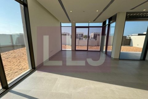 Vila v Abu Dhabi, SAE 4 ložnice, 423 m² Č.: 567871 - fotografie 2