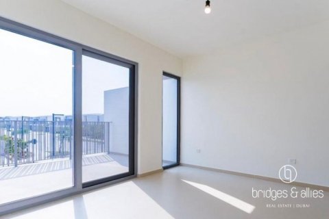 Villa te huur in Tilal Al Ghaf, Dubai, VAE 3 slaapkamers, 140 vr.m., nr 678779 - foto 6