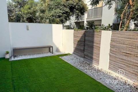 Villa te huur in Tilal Al Ghaf, Dubai, VAE 3 slaapkamers, 140 vr.m., nr 678779 - foto 4