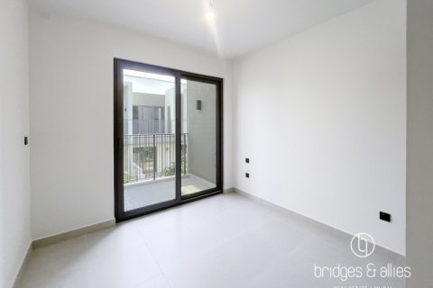 Vila v Tilal Al Ghaf, Dubai, SAE 3 spálne, 140 m2 č. 678778 - Fotografia 14