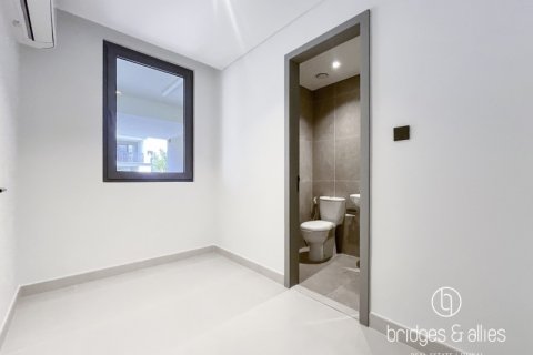 Vila v Tilal Al Ghaf, Dubai, SAE 3 spálne, 140 m2 č. 678778 - Fotografia 8