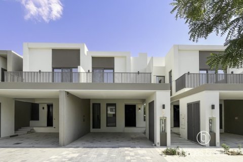 Vila v Tilal Al Ghaf, Dubai, SAE 3 spálne, 140 m2 č. 678778 - Fotografia 13