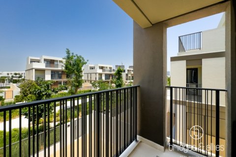 Vila v Tilal Al Ghaf, Dubai, SAE 4 spálne, 227 m2 č. 678780 - Fotografia 10