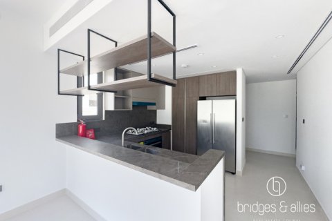 Vila v Tilal Al Ghaf, Dubai, SAE 4 spálne, 227 m2 č. 678780 - Fotografia 4