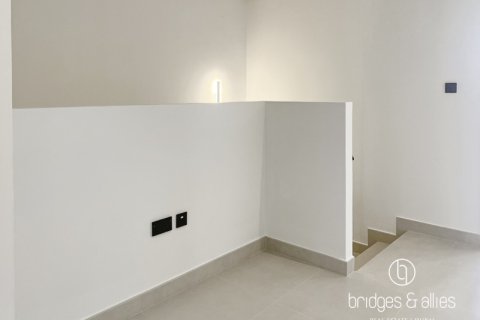 Vila v Tilal Al Ghaf, Dubai, SAE 4 spálne, 144 m2 č. 678781 - Fotografia 6