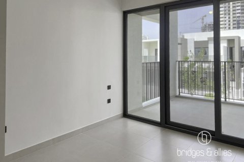 Vila v Tilal Al Ghaf, Dubai, SAE 4 spálne, 144 m2 č. 678781 - Fotografia 18
