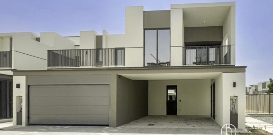Vila v Tilal Al Ghaf, Dubai, SAE 4 spálne, 144 m2 č. 678781