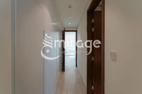 Müüa ridamaja asukohaga Abu Dhabi, AÜE: 3 magamistoaga, 381.8 m² Nr 574368 - pilt 8