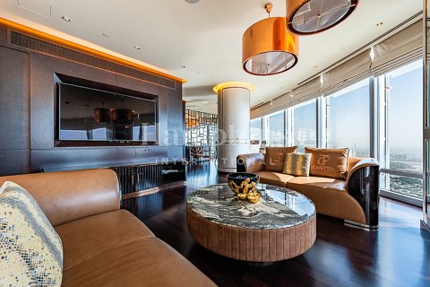 Huoneisto Burj Khalifa, Dubai, Arabiemiraatit 2 makuuhuonetta, 177.35182700 m2 № 694936 - kuva 16