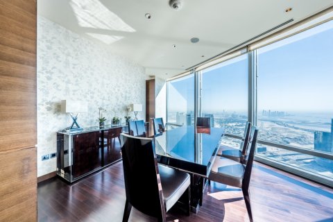 Apartmen di Burj Khalifa, Dubai, UAE 2 bilik tidur, 177.35182700 meter persegi № 694936 - foto 29