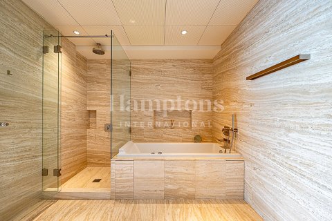 Huoneisto Burj Khalifa, Dubai, Arabiemiraatit 2 makuuhuonetta, 177.35182700 m2 № 694936 - kuva 28