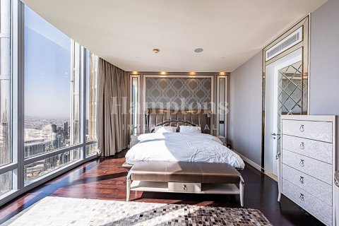 Квартира в Бурдж-Халифа, Дубай, ОАЕ 2 спальні, 177.352м2 № 694936
