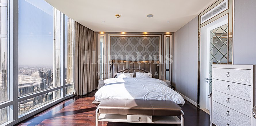 Huoneisto Burj Khalifa, Dubai, Arabiemiraatit 2 makuuhuonetta, 177.352 m2 № 694936