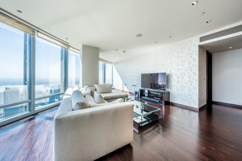 Apartmen di Burj Khalifa, Dubai, UAE 2 bilik tidur, 177.35182700 meter persegi № 694936 - foto 2