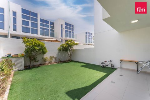 Városi lakóépület itt: Dubai, EAE, 4 hálószoba, 230.2 m², azonosító: 719069 - fénykép 2