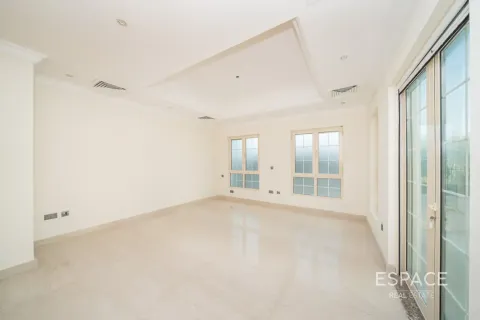 ویلا برای اجاره در Jumeirah Islands، Dubai، امارات متحده عربی 5 خوابه ، 604 متر مربع ، شماره 738423 - تصویر 5