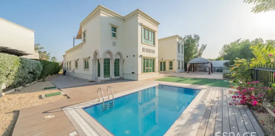 ویلا در Jumeirah Islands، Dubai ، امارات متحده عربی 5 خوابه ، 604 متر مربع.  شماره 738423