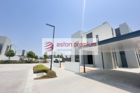 Vila di Al Furjan, Dubai, UAE 5 bilik tidur, 747 meter persegi № 705188 - foto 23