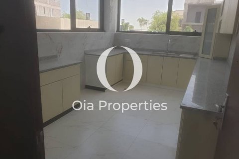 Снять в аренду виллу на Остров Яс, Абу-Даби, ОАЭ 5 спален, 581м2, № 617438 - фото 8