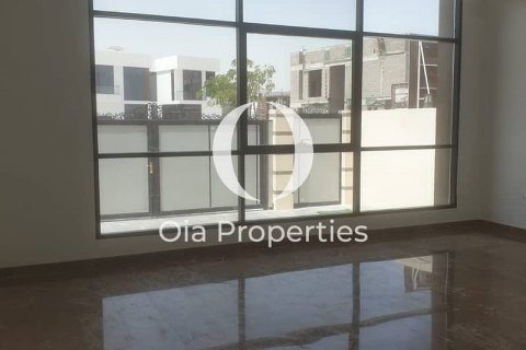 Снять в аренду виллу на Остров Яс, Абу-Даби, ОАЭ 5 спален, 581м2, № 617438 - фото 4
