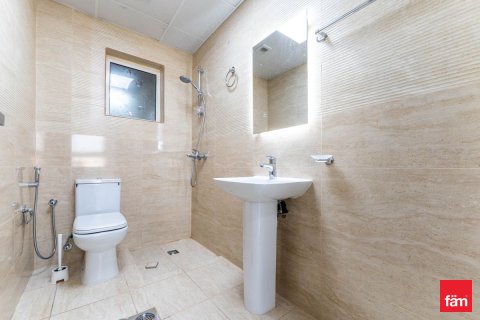 Villa in Deira, Dubai, UAE 3 bedrooms, 187.3 sq.m. № 647883 - photo 14