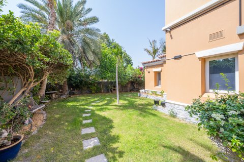 Adosado en venta en Arabian Ranches, Dubai, EAU 4 dormitorios, 301.06 m2 № 748745 - foto 14