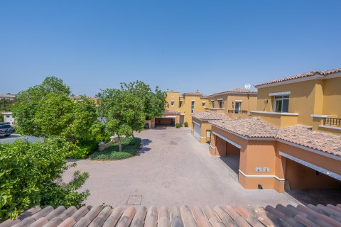 Adosado en venta en Arabian Ranches, Dubai, EAU 4 dormitorios, 301.06 m2 № 748745 - foto 13