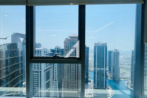 Office in Jumeirah Lake Towers, Dubai, UAE 107 sq.m. № 682412 - photo 13