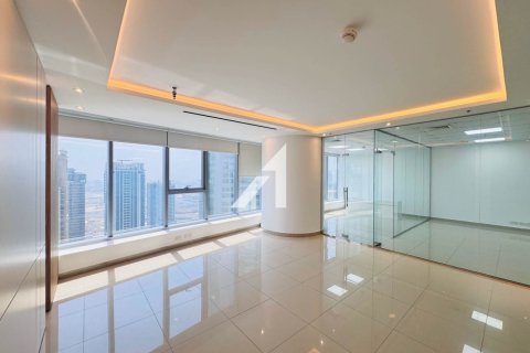 Office in Jumeirah Lake Towers, Dubai, UAE 107 sq.m. № 682412 - photo 6