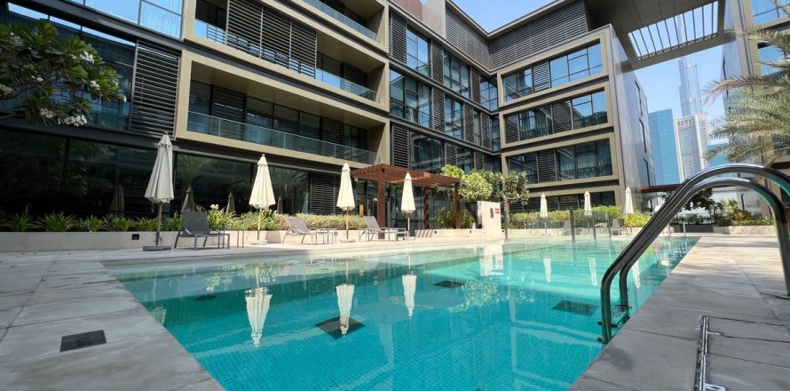 דירה ב City Walk, Dubai, איחוד האמירויות 2 חדרי שינה, 187.6 מ"ר מספר 682411