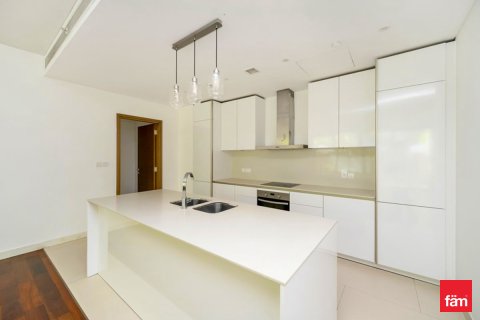 Apartment til leje i Al Wasl, Dubai, UAE 2 soveværelser, 187.6 kvm № 682411 - foto 2