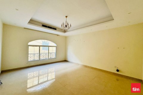 Vila di Dubai, UEA 6 kamar tidur, 1406.2 m2 nomor 682314 - foto 10