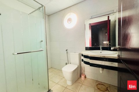 Vila di Dubai, UEA 6 kamar tidur, 1406.2 m2 nomor 682314 - foto 14