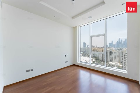 Appartamento in affitto a Palm Jumeirah, Dubai, EAU 3 camere da letto, 222.2 mq. № 682310 - foto 3