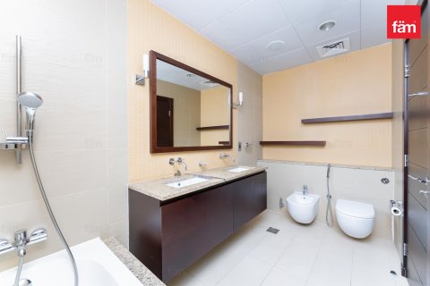 Appartamento in affitto a Palm Jumeirah, Dubai, EAU 3 camere da letto, 222.2 mq. № 682310 - foto 10