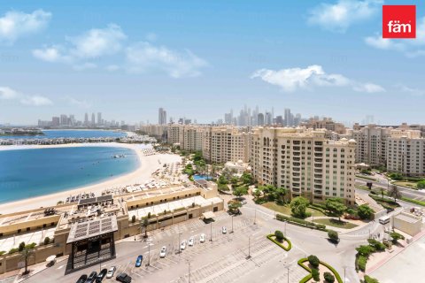 Appartamento in affitto a Palm Jumeirah, Dubai, EAU 3 camere da letto, 222.2 mq. № 682310 - foto 1