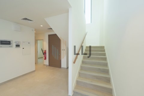 Vila na Yas Island, Abu Dhabi, SAE 3 ložnice, 351.5 m² Č.: 566428 - fotografie 8