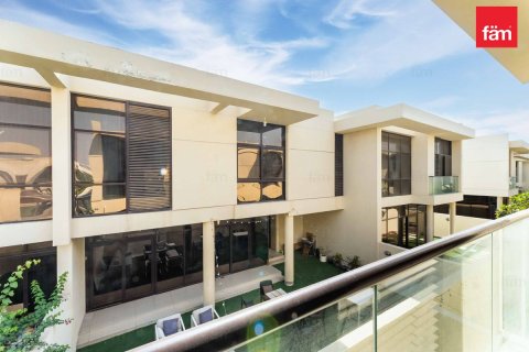 Townhouse de închiriat în Dubai, EAU 3 dormitoare, 255.9 mp.  №655798 - poză 1