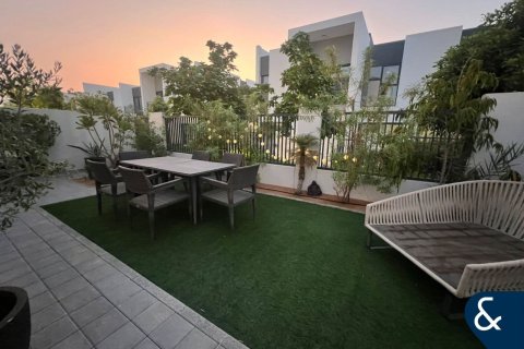 Villa itt: Dubai Land, Dubai, EAE, 4 hálószoba, 216 m², azonosító: 671011 - fénykép 2