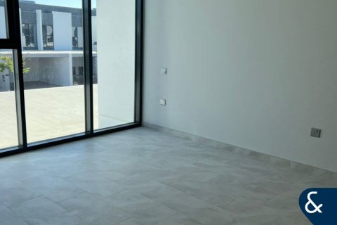 Villa itt: Dubai Land, Dubai, EAE, 4 hálószoba, 216 m², azonosító: 671011 - fénykép 8