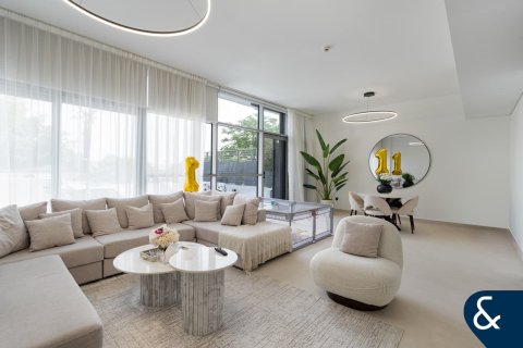 DAMAC Hills (Akoya by DAMAC), Dubai, UAE의 판매용 듀플렉스 침실 2개, 237제곱미터 번호 671040 - 사진 1