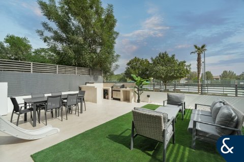 Dvīņu māja DAMAC Hills (Akoya by DAMAC), Dubaijā, AAE 2 istabas, 237 m2 Nr. 671040 - attēls 14