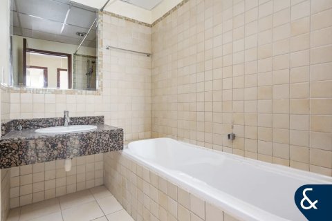 Apartment in Jumeirah Beach Residence, Dubai, UAE 3 bedrooms, 177 sq.m. № 671249 - photo 5