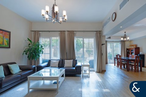 וילה למכירה ב The Springs, Dubai, איחוד האמירויות  3 חדרי שינה, 290 מ"ר, מספר 671231 - תמונה 4